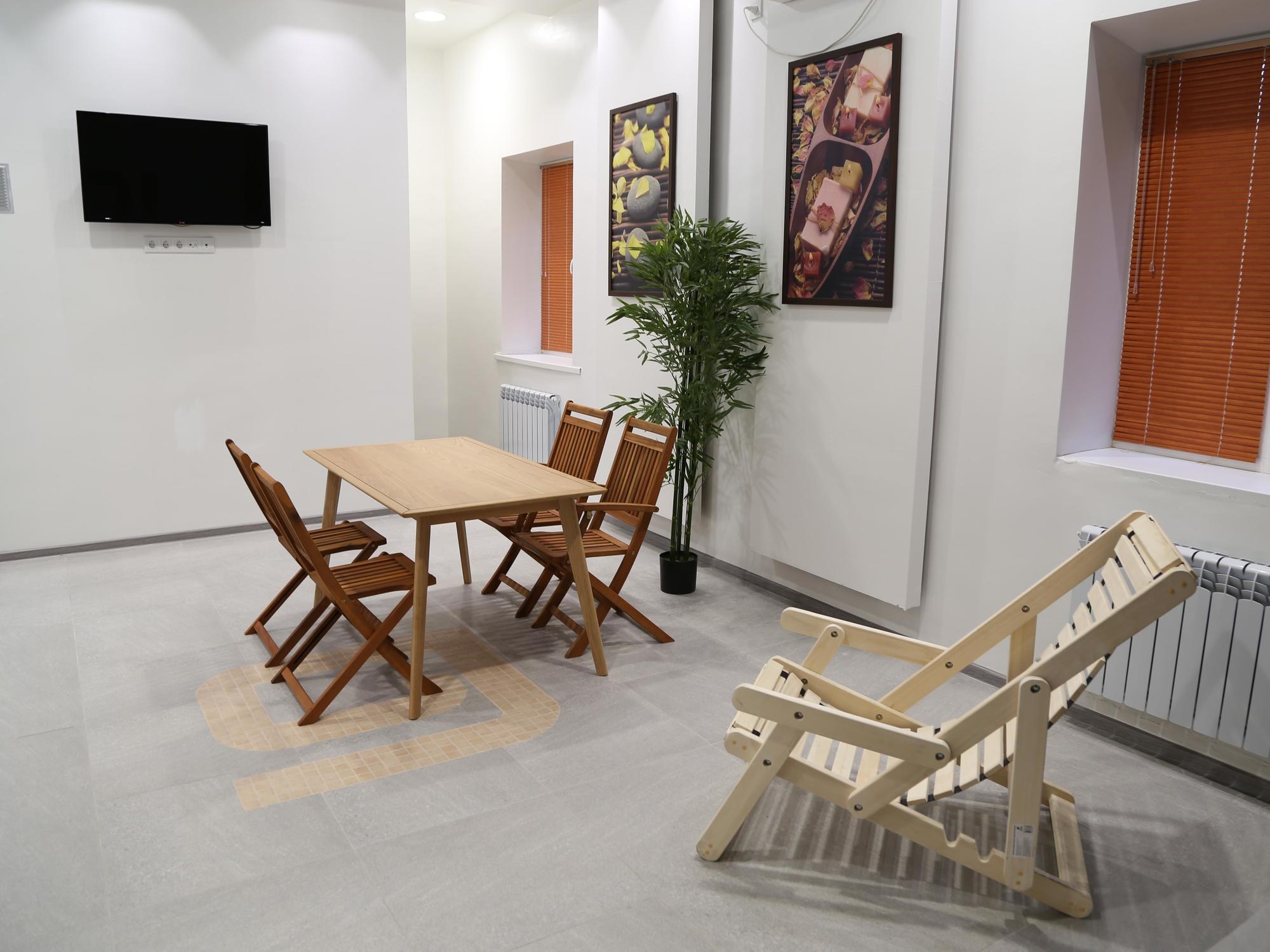 Lacasa Hotel Atyraū エクステリア 写真