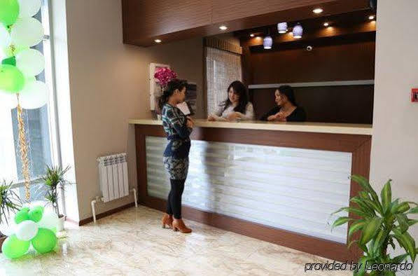 Lacasa Hotel Atyraū エクステリア 写真
